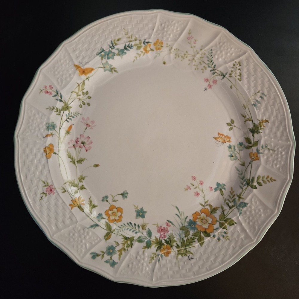 Mikasa Renaissance Pamela D4902 Plate Easter 12.5" Floral Butterfly Japan Spring